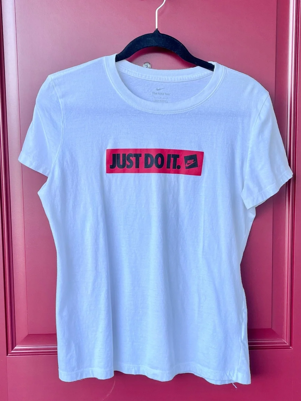 Nike White Tee With Logo / Tag Line